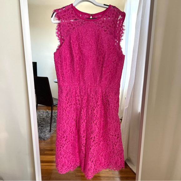 Shoshanna Dresses & Skirts - shoshanna lace mini dress fuxy pink open back size 4 CL